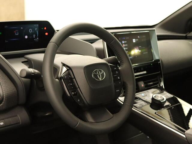 Toyota bZ4X Active 71 kWh SOH 100,5%! - ORIGINEEL NEDERLANDSE AUTO - ADAPTIEVE CRUISE CONTROL - KEYLESS START/ENTRY - APPLE CARPLAY/ANDROID AUTO - CLIMATE CONTROL - ACHTERUITRIJCAMERA - NAVIGATIE FULL MAP - LICHTMETALEN VELGEN 18 INCH