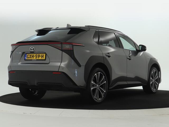 Toyota bZ4X Premium 71 kWh | JBL | Parkeersensoren | Stoel koeling | Dodehoek Ass. | Stoel en stuurwiel verwarmd | 20" velgen