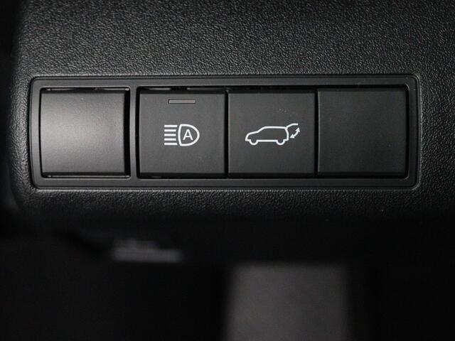 Toyota bZ4X Dynamic 71 kWh | Panoramadak | Spatlappen |