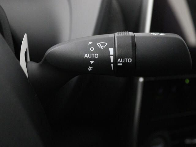 Toyota bZ4X Dynamic 71 kWh | Panoramadak | Spatlappen |