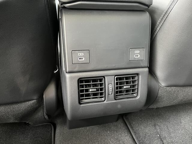 Toyota bZ4X Dynamic 71 kWh | Nu met extra voorraad korting | Bi-Tone | Panoramadak | Nieuw en direct leverbaar