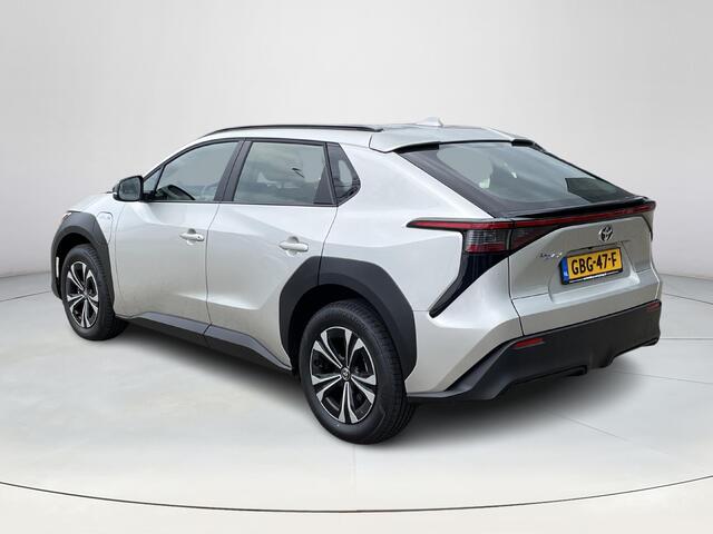 Toyota bZ4X Active 71 kWh **ADAPTIVE CRUISE CONTROL/ APPLE CARPLAY & ANDROID AUTO/ NAVIGATIE/ 36 MAANDEN GARANTIE**