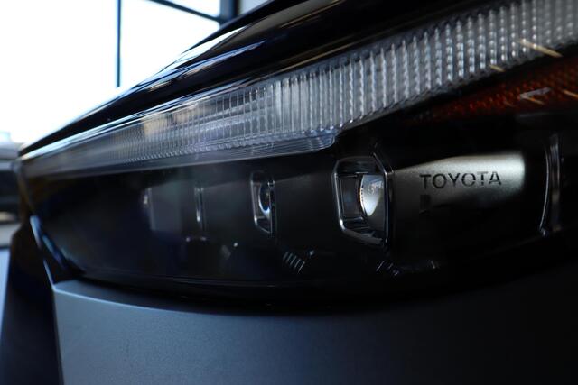 Toyota bZ4X Premium 71 kWh, Licht leder, Direct leverbaar, ¤ 7.794,- Van Ekris Voorraadvoordeel!