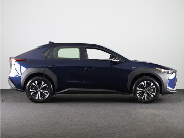 Toyota bZ4X Business 71 kWh *DEMO* | Adaptive cruise control | Keyless entry | Metaallak |