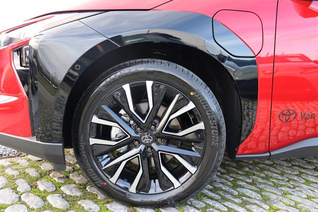 Toyota bZ4X Executive AWD 73,1 kWh, Premium pack, JBL Audio, Apple Carplay, Android Auto, BSM, Stoel verwarming en verkoeling, 360 Camera, Pano dak.