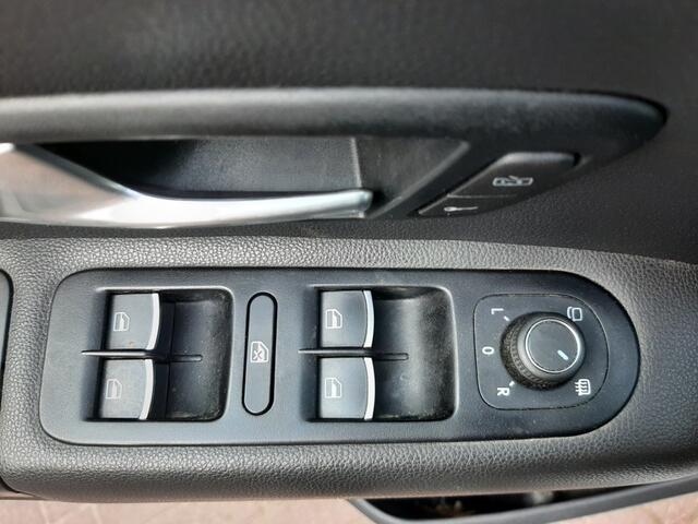 Volkswagen AMAROK 3.0 V6 TDi 204pk AUTOMAAT LEER NAVIGATIE BLUETOOTH CRUISE-CONTRO