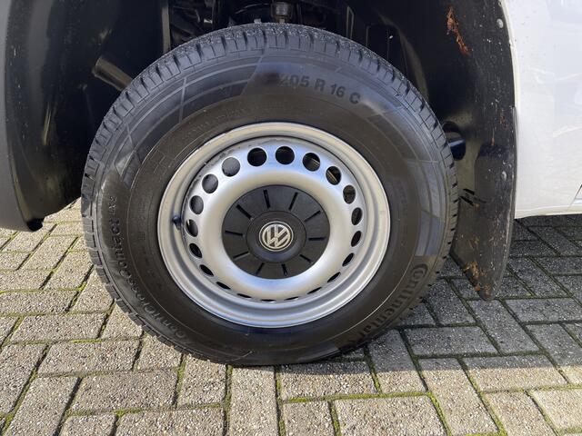 Volkswagen AMAROK 3.0 TDI 164pk 4 Motion Plus Cab Trendline / 2 persoons / vaste prijs rijklaar ¤ 19.950 ex btw / lease vanaf ¤ / 4x4 / airco / mag 3000 kg trekken / euro 6 diesel / bpm vrij