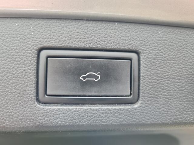 Volkswagen Arteon Shooting Brake 1.4 TSI eHybrid R-Line Business+ 18"/Trekhaak/Standkachel/Stoelverwarming v+a/LED+/Camera/PDC v+a/Dynamic Chassis/Apple Carplay & Android Auto