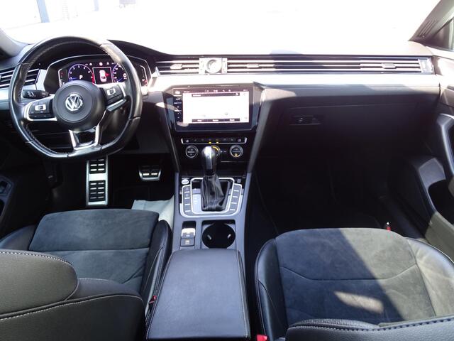 Volkswagen Arteon 2.0 TSI Business R Exclusive AUTOMAAT| R-LINE|PANORAMADAK|NAVIAGTIE|ACHTERUIT RIJ CAMERA|WIT PARELMOER|WEG KLAPBAAR TREKHAAK|LED PAKKET|STOELVERWARMING|