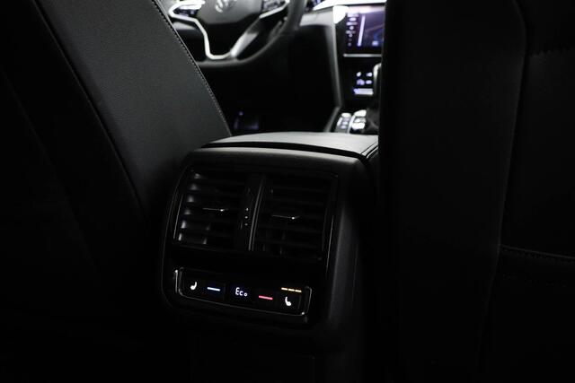 Volkswagen Arteon Shooting Brake 1.4 TSI eHybrid Business+ | NAVIGATIE PACK | STUURVERWARMING | CAMERA | 19"