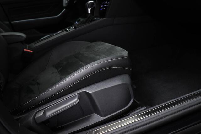 Volkswagen Arteon Shooting Brake 1.4 TSI eHybrid Business+ | NAVIGATIE PACK | STUURVERWARMING | CAMERA | 19"