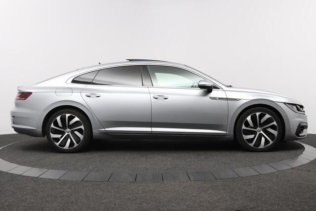 Volkswagen Arteon 1.5 TSI Business R | Panoramadak | R Line | Camera |