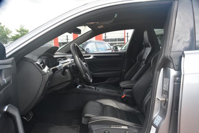 Volkswagen Arteon Shooting Brake 2.0 TSI R-Line Business+ | Navigatie | Panoramadak | Virtual-cockpit | Head-up | Carplay | Full LED | NL auto!! |