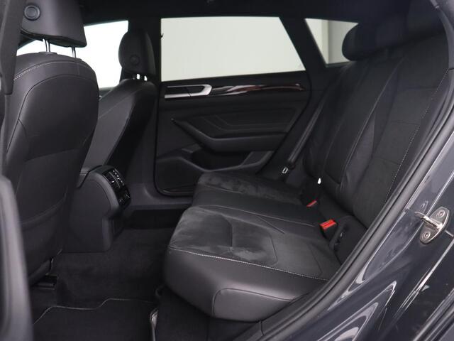 Volkswagen Arteon 1.4 eHybrid R Line | Trekhaak | Leder/Alcantara | Massage | Camera | Adaptive cruise | Achterbankverwarming | Virtual Cockpit | Matrix LED | Carplay | Navigatie | PHEV | Plug In