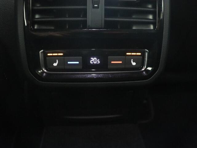 Volkswagen Arteon 1.4 eHybrid R Line | Trekhaak | Leder/Alcantara | Massage | Camera | Adaptive cruise | Achterbankverwarming | Virtual Cockpit | Matrix LED | Carplay | Navigatie | PHEV | Plug In