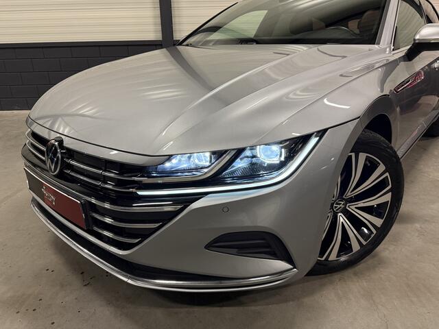 Volkswagen Arteon Shooting Brake 1.4 TSI eHybrid PANO/TREKHAAK/TWO-TONE LEER/TTREKHAAK/360CAMERA/ACC/18"MUSCAT/CARPLAY/STANDKACHEL/SFEER/VIRTUAL/MATRIX/DONKERE HEMEL/VOLLEDIG VW DEALER HISTORIE