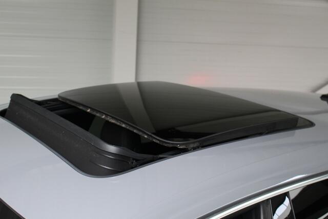 Volkswagen Arteon Shooting Brake 2.0 TSI R-Line 190PK DSG Panoramadak | Navigatie | Trekhaak | Side Assist | Camera