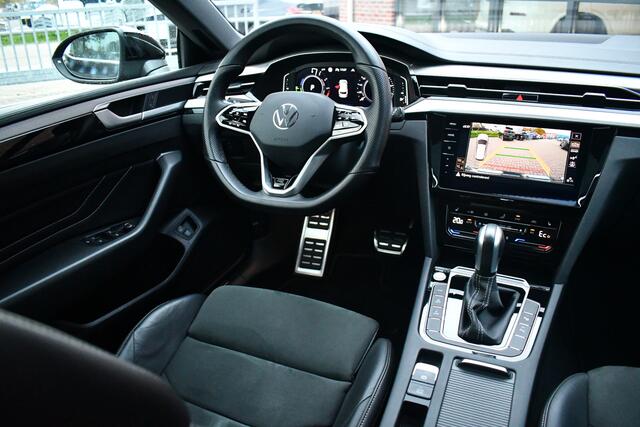 Volkswagen Arteon Shooting Brake 1.4 TSI eHybrid R-Line Pano Trekh ACC Massage DCC 19inch