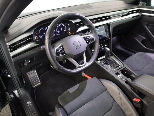Volkswagen Arteon Shooting Brake 2.0 TSI R-Line Business 190PK | Panorama dak | Clima | Sfeer | Achteruitrijcamera |