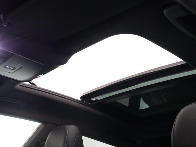 Volkswagen Arteon Shooting Brake 2.0 TSI R-Line Business 190PK | Panorama dak | Clima | Sfeer | Achteruitrijcamera |