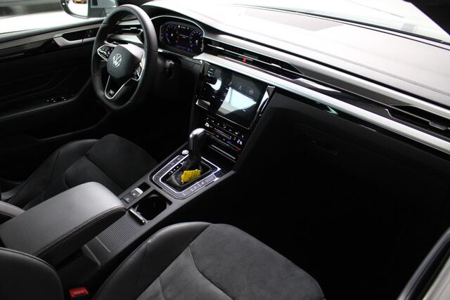 Volkswagen Arteon Shooting Brake 2.0 TSI R-Line 190PK DSG Panoramadak | Navigatie | Trekhaak | Side Assist | Camera