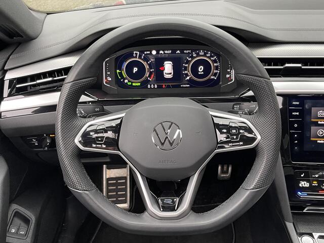 Volkswagen Arteon Shooting Brake 1.4 TSI eHybrid R-Line Business 19"/Panoramadak/Sportstoelen + leder + memory/Standkachel/Stoelverwarming/Elektrische klep/Dodehoek