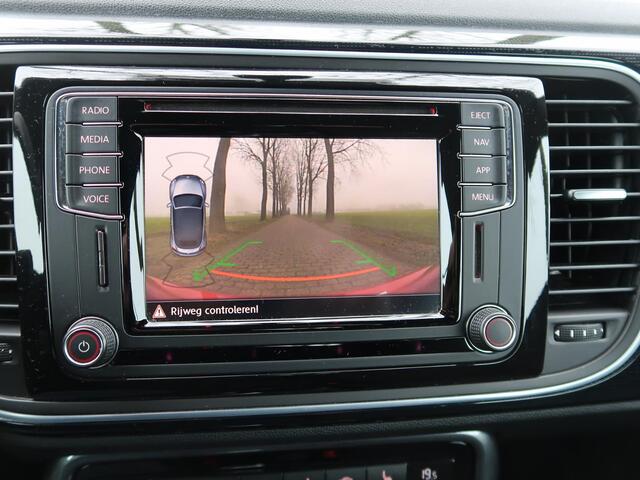 Volkswagen BEETLE (NEW) Cabriolet 1.2 TSI Sound Xenon Fender Camera Navigatie 18 inch Windscherm Airco-ecc Cruise Stoelverwarming Dealeronderhouden Faceliftmodel