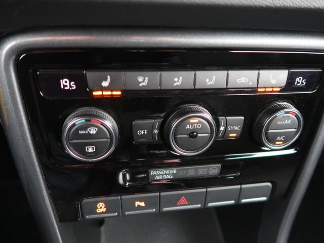 Volkswagen BEETLE (NEW) Cabriolet 1.2 TSI Sound Xenon Fender Camera Navigatie 18 inch Windscherm Airco-ecc Cruise Stoelverwarming Dealeronderhouden Faceliftmodel