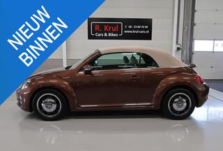 volkswagen-beetle-(new)-cabriolet-1