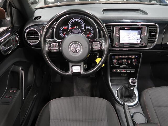 Volkswagen BEETLE (NEW) Cabriolet 1.2 TSI Sound 2018 Airco-ecc Navigatie App connect Stoelverwarming Windscherm 1e Eigenares Dealer onderhouden 17 inch Sportvelgen Zeer nette staat Dark Bronze metallic