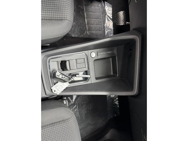 Volkswagen CADDY Cargo 2.0 TDI 122pk DSG Style LED Koplampen Winterpakket Camera Digitaal Cockpit Navigatie