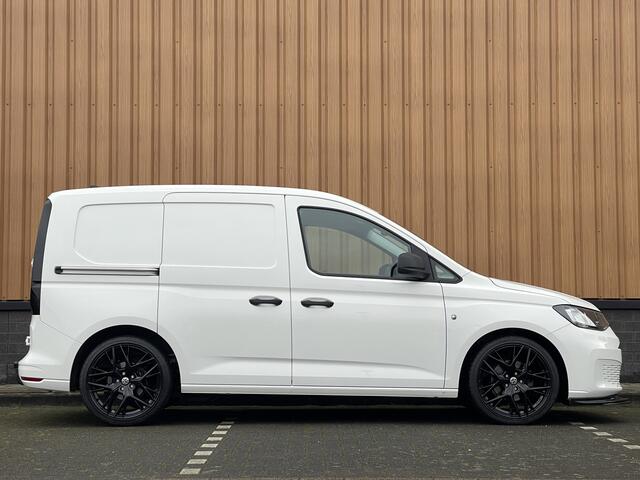 Volkswagen CADDY Cargo 2.0 TDI Comfort | Eibach Verlaagd | Apple Carplay | Cruise Control | Bluetooth | Stop&GO | Trekhaak | 19'' Lichtmetaal |