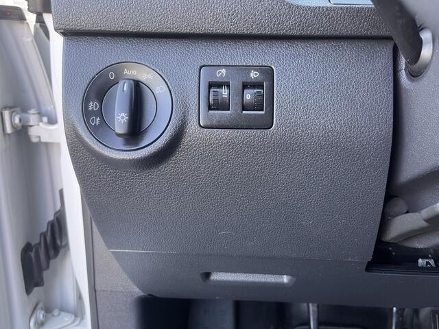 Volkswagen CADDY 2.0 TDI L1H1 BMT Comfortline Bpm vrij Laderkast Airco Cruise controle Kastinrichting Trekhaak 1400kg trekgewicht Schuifdeur Telefoon verbinding 1e eigenaar Euro 6