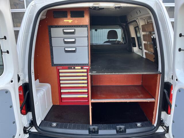 Volkswagen CADDY 2.0 TDI L1H1 2x Schuifdeur Airco Cruise controle Trekhaak 1400kg trekgewicht Telefoon verbinding kastinrichting Ladekasten 1e eigenaar 2-Persoons Euro 6