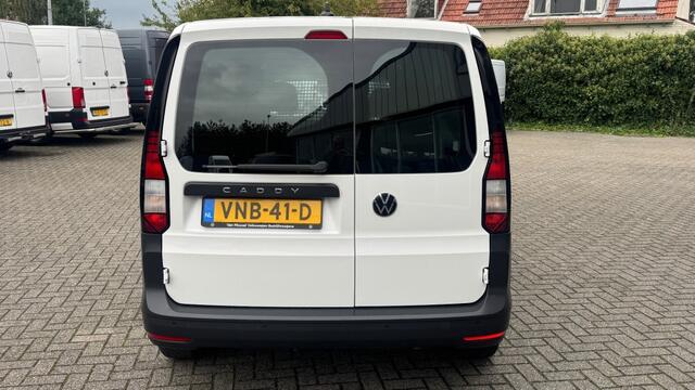 Volkswagen CADDY 2.0 TDI 55KW 75PK EURO 6 APPLE CARPLAY/ AIRCO/ NAVIGATIE/ CRUISE CONTROL/ PARKEERSENSOREN/ 100% DEALERONDERHOUDEN