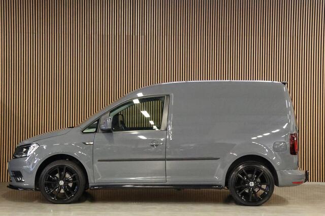 Volkswagen CADDY 2.0 TDI 185 PK DSG Exclusive | ACC | Camera | CarPlay | Bi-Xenon | Alarm | Trekhaak | DAB | MF Stuur | Front Assist | NAP Logisch | NL Auto