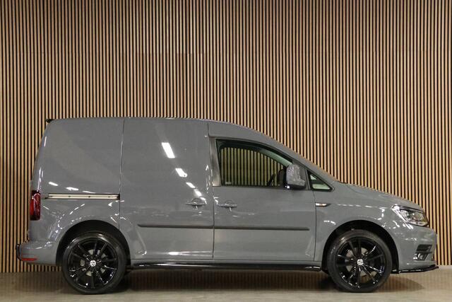 Volkswagen CADDY 2.0 TDI 185 PK DSG Exclusive | ACC | Camera | CarPlay | Bi-Xenon | Alarm | Trekhaak | DAB | MF Stuur | Front Assist | NAP Logisch | NL Auto