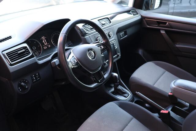 Volkswagen CADDY 2.0 TDI 185 PK DSG Exclusive | ACC | Camera | CarPlay | Bi-Xenon | Alarm | Trekhaak | DAB | MF Stuur | Front Assist | NAP Logisch | NL Auto