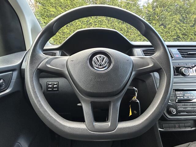 Volkswagen CADDY 2.0 TDI 102 PK / L2H1 / 1e EIG. / **STOELVERWARMING** / TREKHAAK / INRICHTING / AIRCO / CRUISE / BLUETOOTH / PDC