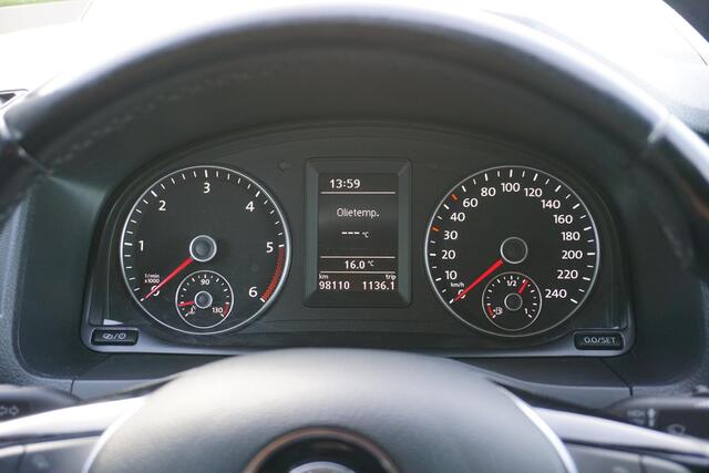 Volkswagen CADDY 2.0 TDI L1H1 BMT Highline in Topstaat |EURO6 |BPM vrij |Liefhebbersauto |Airco |Cruise |Trekhaak |2 sets velgen |Met historie |Schuifdeur |Parkeersensoren