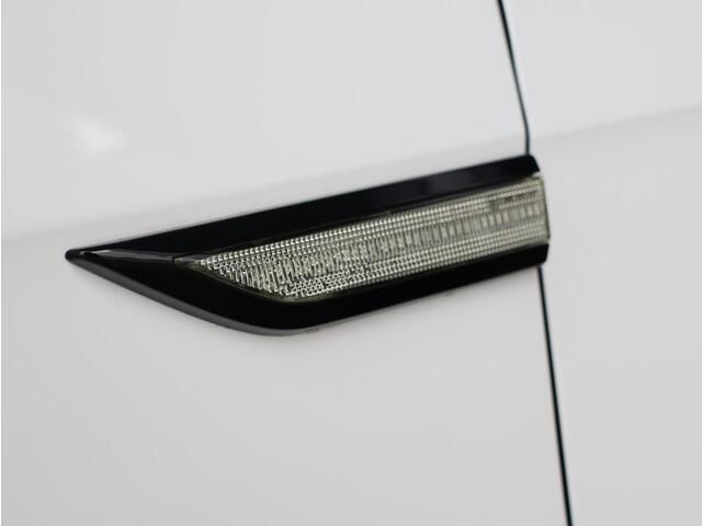 Volkswagen CADDY 2.0 TDI L1H1 BMT Comfortline | S-line stoelen | Camera | Cruise control |