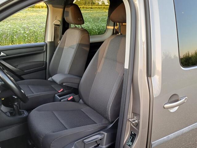 Volkswagen CADDY MAXI 1.4 TSI Trendline 5p /Trekh./Navi/Clima/Cruise/App Conn./USB/