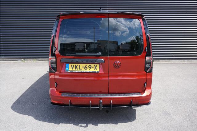 Volkswagen CADDY MAXI Cargo 2.0 TDI | 1st Edition | 122 PK DSG | ACC | Apple Carplay | Camera | Stoel- en Voorruitverwarming | Trekhaak