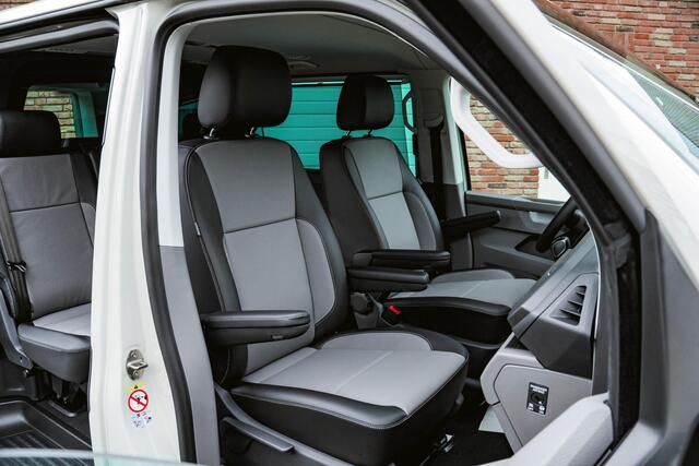 Volkswagen CARAVELLE T6.1 2.0 TDI 204 PK DSG L2H1 A-KLEP ACC | LED | Leder | Side Assist | Privacy glass |