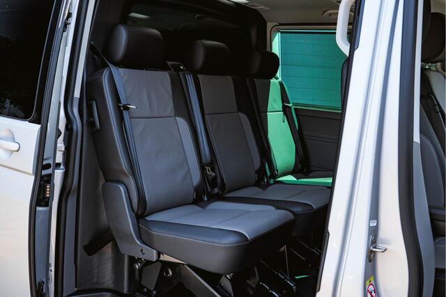 Volkswagen CARAVELLE T6.1 2.0 TDI 204 PK DSG L2H1 A-KLEP FULL OPTIONS ACC | LED | Leder | Side Assist | Privacy glass |