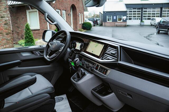 Volkswagen CARAVELLE T6.1 2.0 TDI 204 PK DSG L2H1 A-KLEP ACC | LED | Leder | Side Assist | Privacy glass |