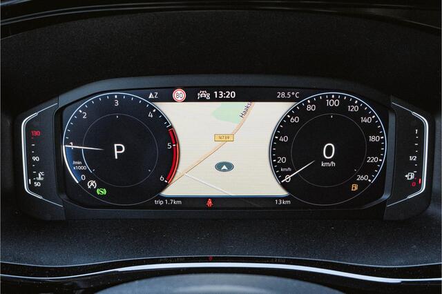 Volkswagen CARAVELLE T6.1 2.0 TDI 204 PK DSG L2H1 A-Deuren ACC | LED | Leder | Apple Carplay/ Android Auto | Privacy glass |