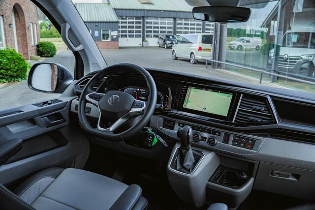Volkswagen CARAVELLE T6.1 2.0 TDI 204 PK DSG L2H1 A-KLEP ACC | LED | Leder | Side Assist | Privacy glass |