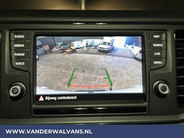 Volkswagen CRAFTER 2.0 TDI 177pk L3H3 L2H2 Euro6 Airco | Camera | Navigatie | Apple Carplay Android Auto, Cruisecontrol, Chauffeursstoel