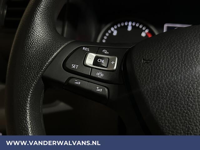 Volkswagen CRAFTER 2.0 TDI 177pk L3H3 L2H2 Euro6 Airco | Camera | Navigatie | Apple Carplay Android Auto, Cruisecontrol, Chauffeursstoel